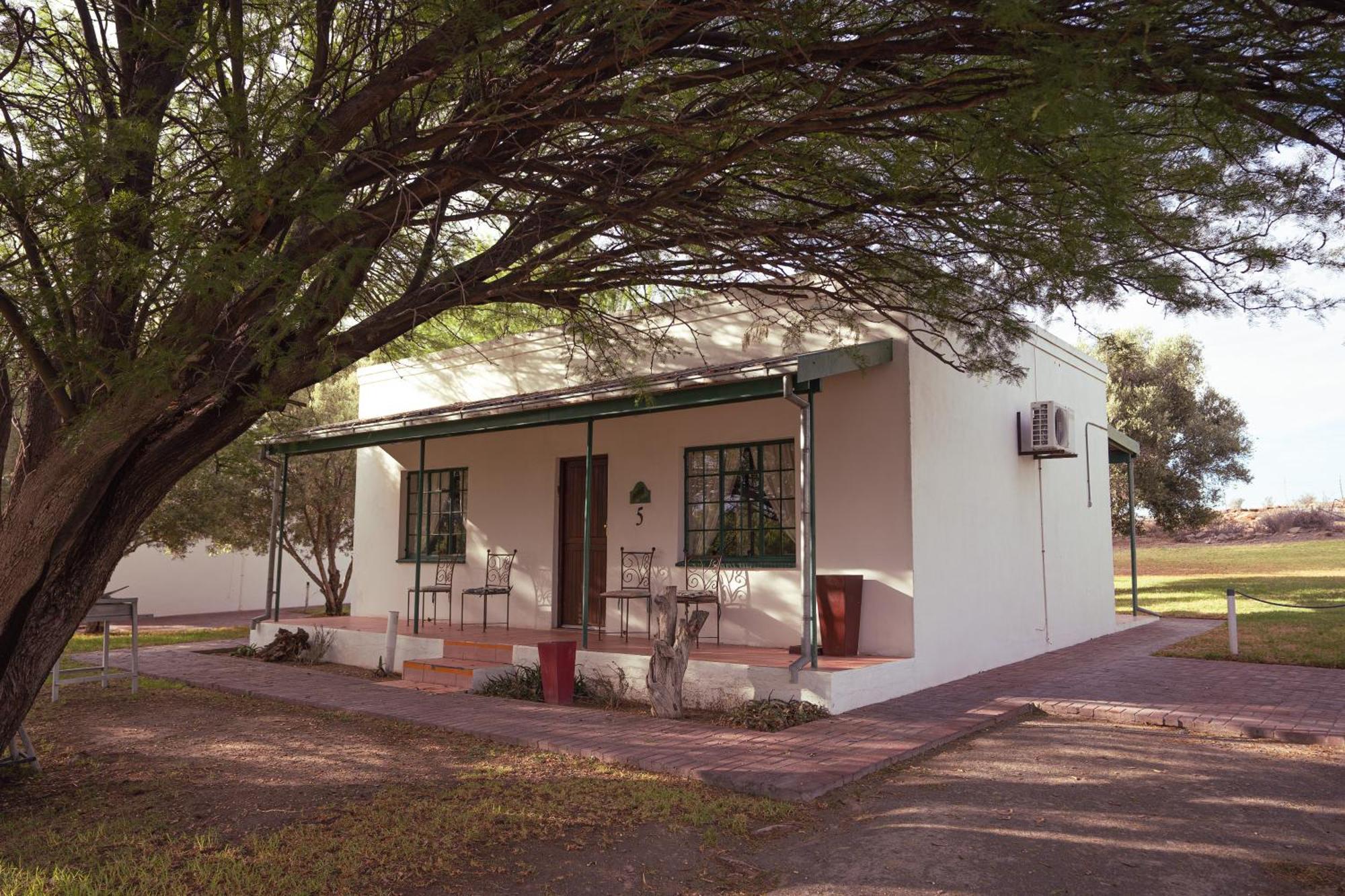 Olive Grove Guest Farm Villa Beaufort West Exterior photo
